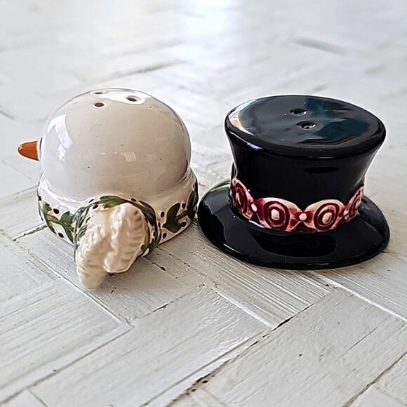 Snowman Head with Scarf and Hat Salt n Pepper Shakers Christmas Winter No Damage - Picture 2 of 5